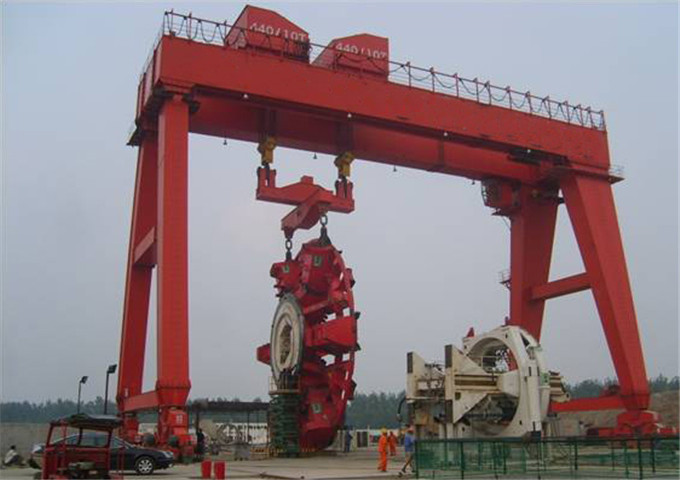 Sale double girder gantry crane at a reliable price